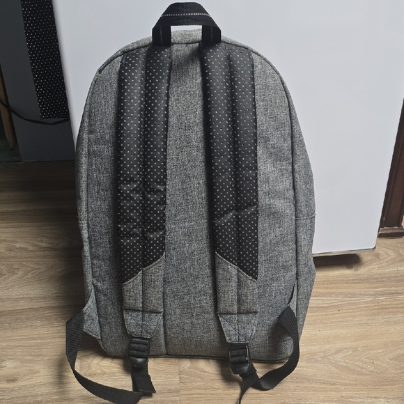 Herschel Backpack - Picture 4 of 5